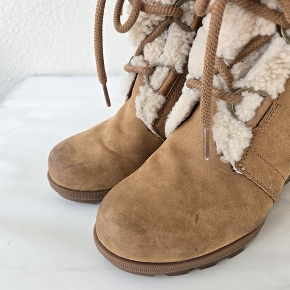 Sorel Joan Of Arctic Shearling Hidden Wedge II Lace-up Waterproof Boots Size 9 - Picture 9 of 16
